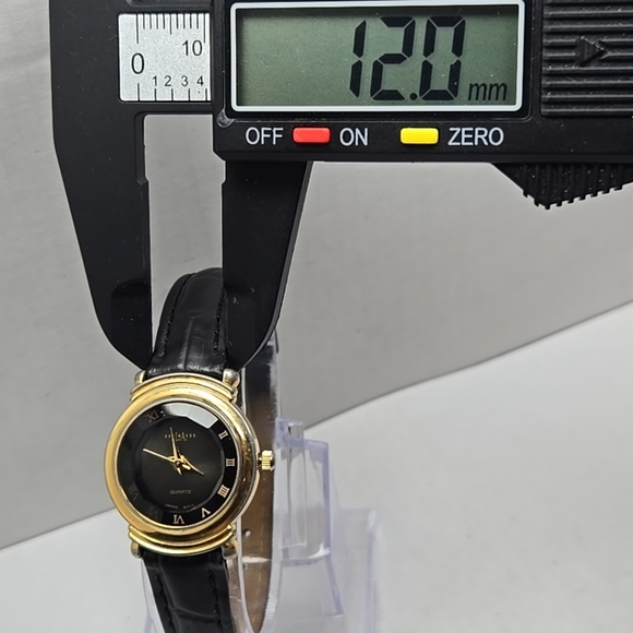 Womens Vintage LA Express LAX572 Watch Faceted Crystal Gold Leather New Battery - Picture 5 of 11